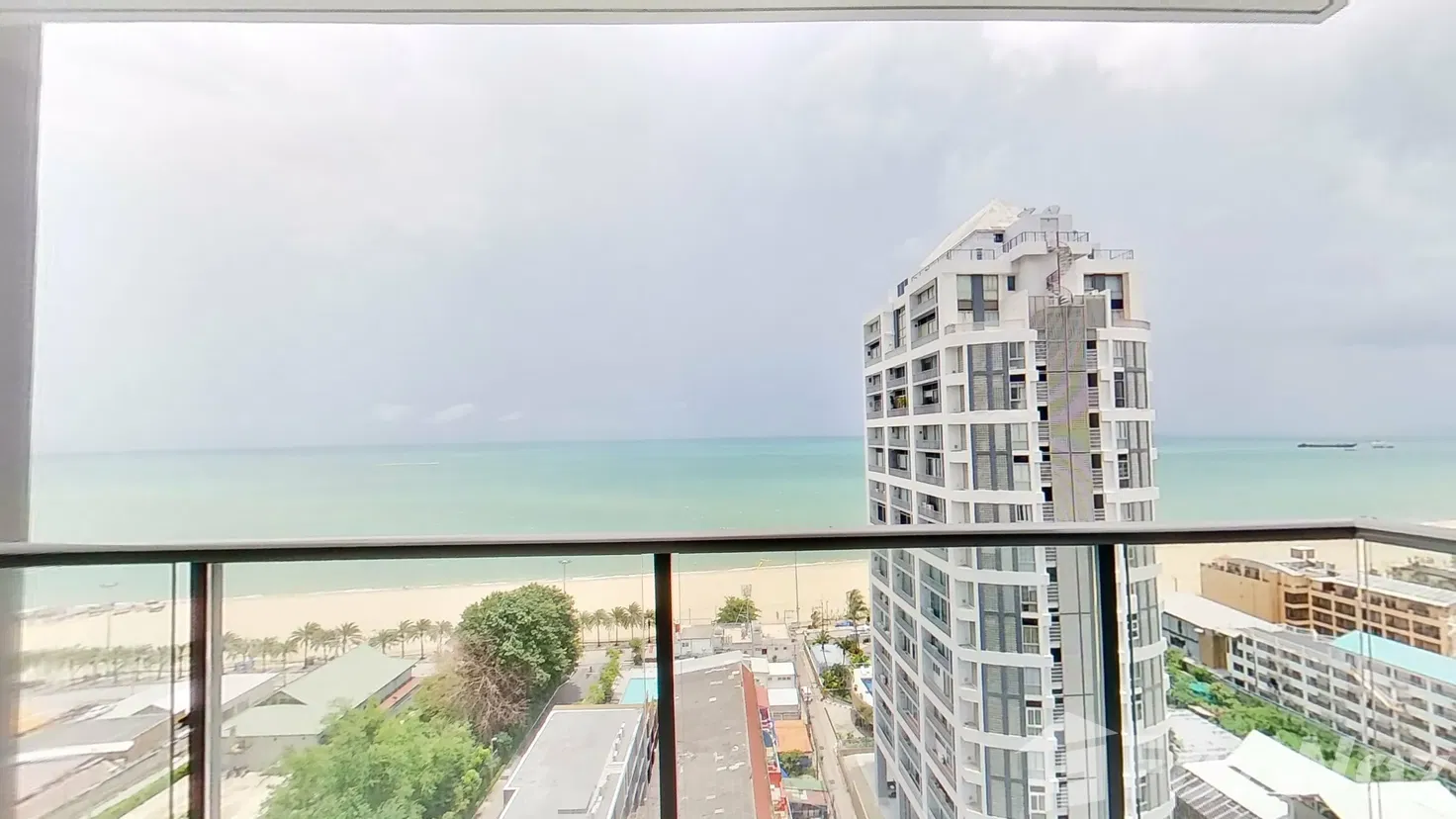 picture 1 Bedroom Condo for sale at Aeras - 6/8