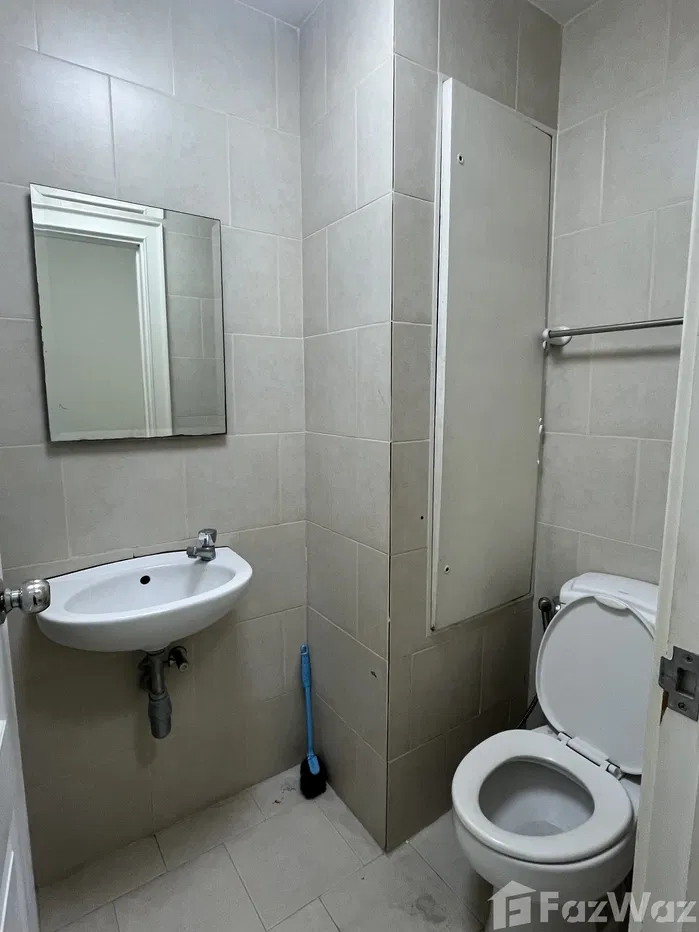 picture Fresh & Brand New Home - Totally renovated on Jan - 16/55