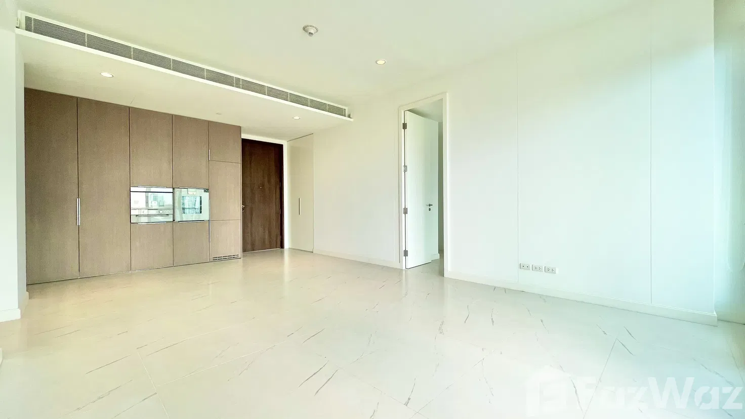 รูป 2BR condo, 111 sq.m., city view, BTS, prime,great investment - รูปที่ 26/48