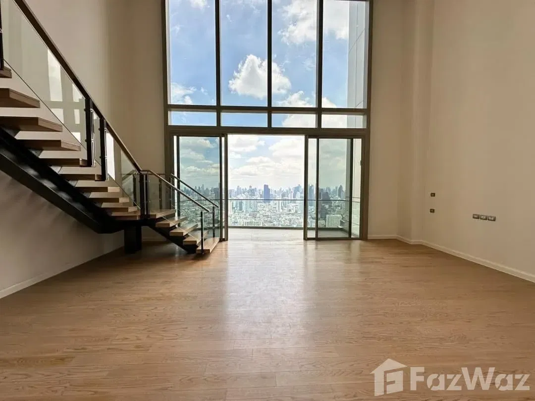 picture 4 Bedroom Condo for Sell at Magnolias Waterfront Residence - 2/10