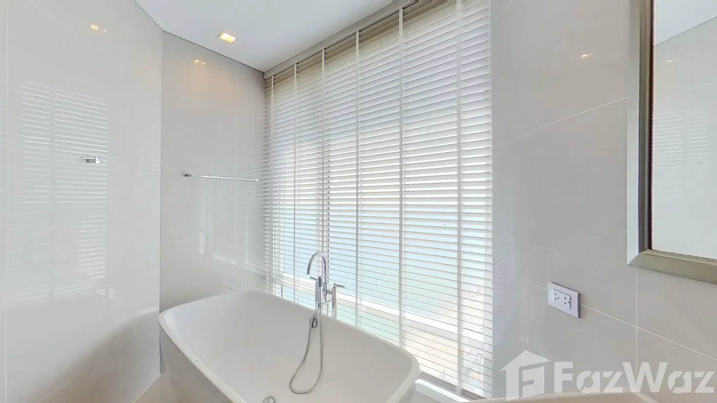 picture 3 Bedroom Condo for sale at Reflection Jomtien Beach - 15/17
