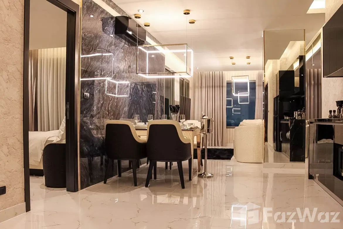 picture Luxury Sea View Condo Grand Solaire Pattaya priced below dev - 8/12