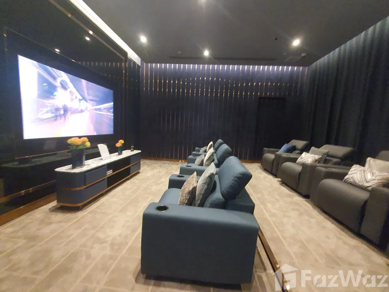 picture phaya thai no noise from king power department store - 15/46
