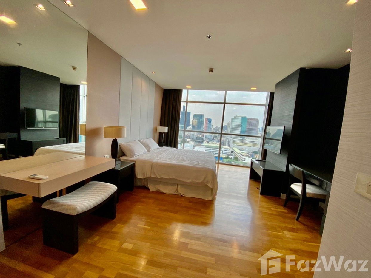 picture 2 Bedroom Condo for sale at Urbana Sathorn - 4/19
