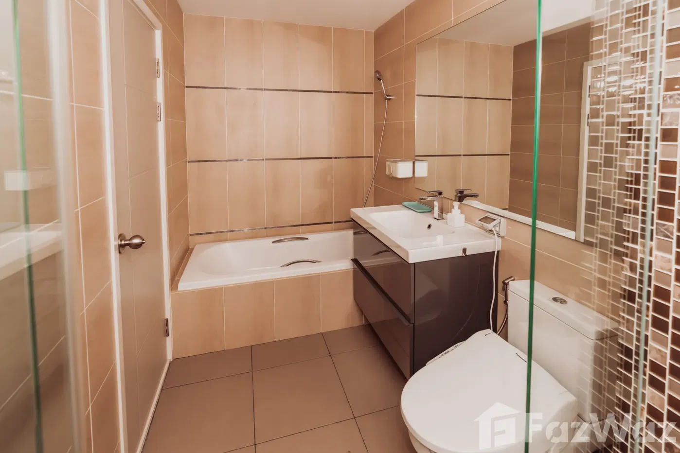picture Centric Sathorn 2 Bedroom - 10/13