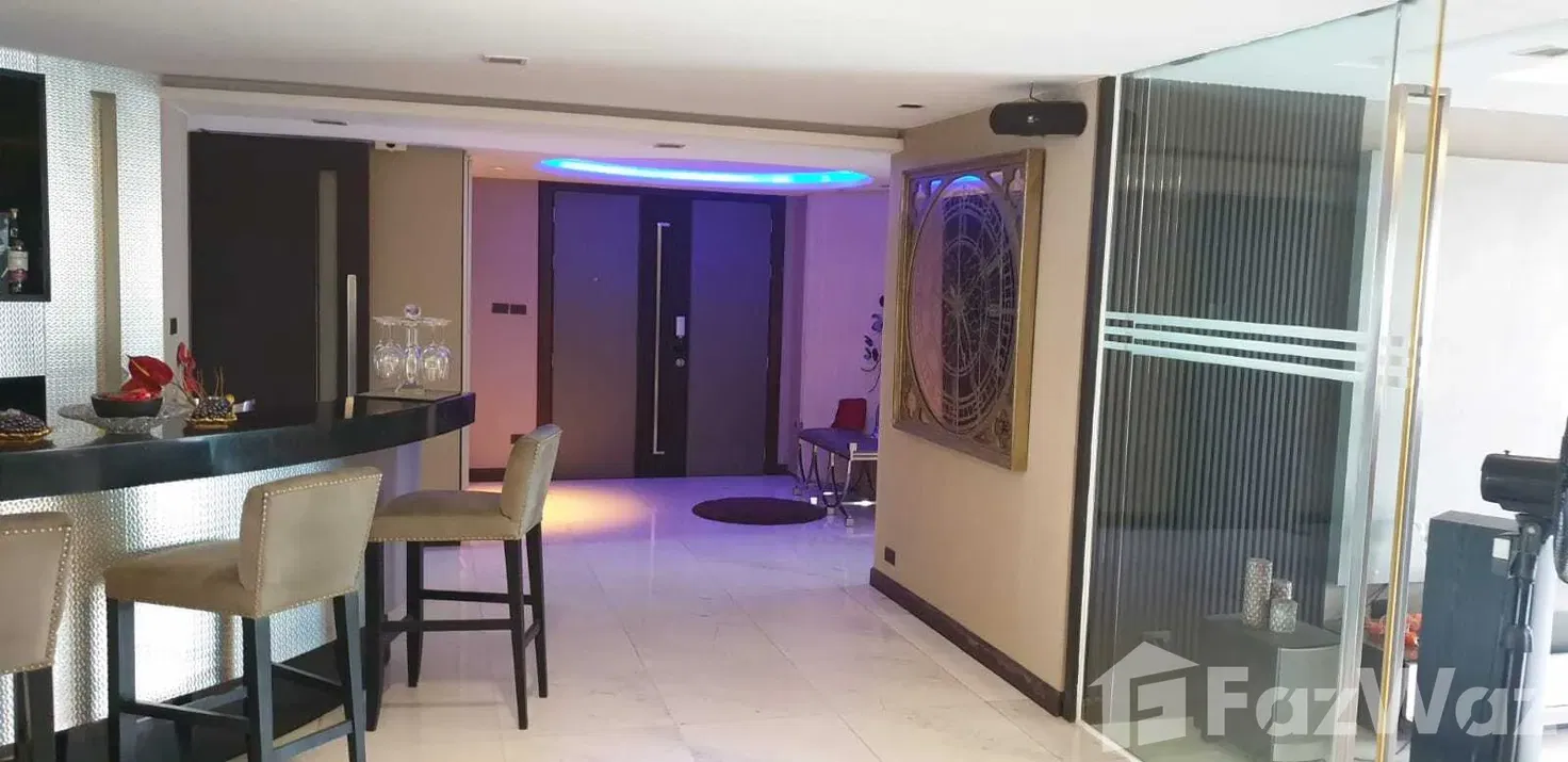 picture 336sqm 4 Bed, 3 Bath Near Asoke BTS @Wattana Heights - 2/10