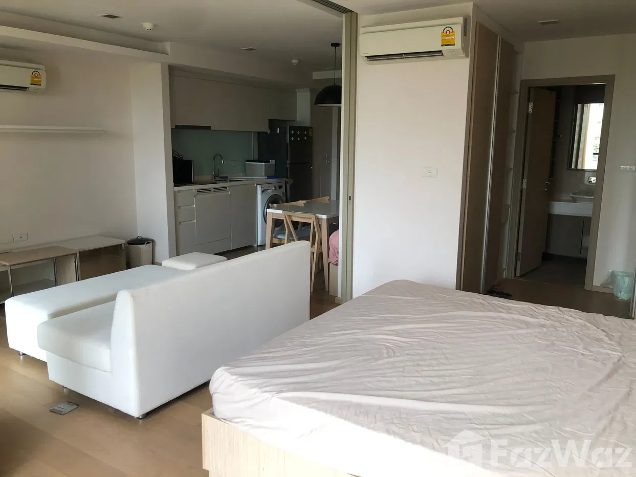 picture 1 Bedroom Condo for sale at Liv At 49 - 4/10