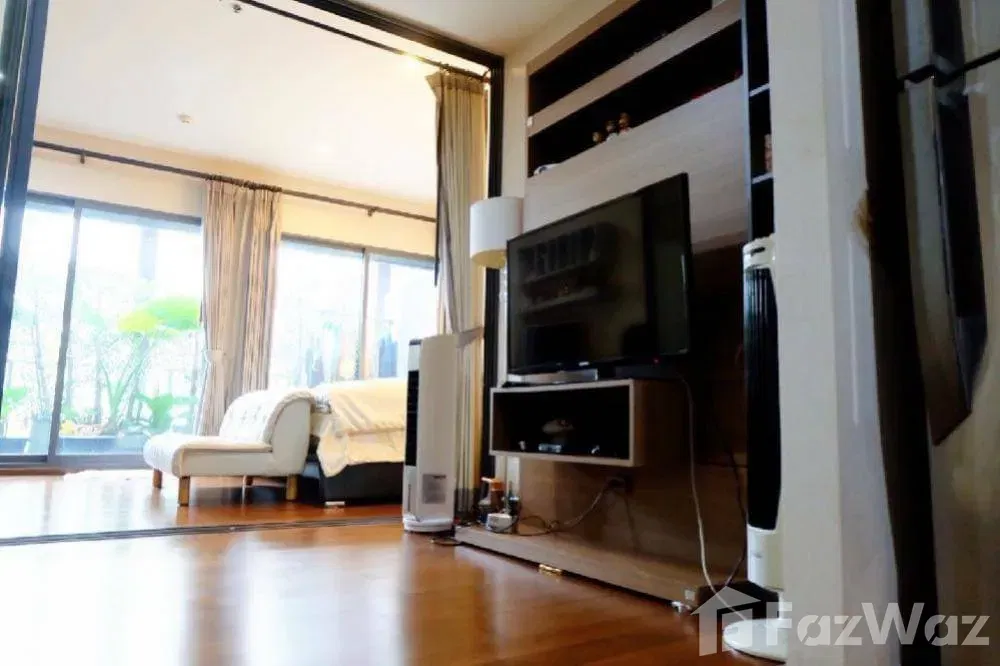 picture Live the Inspired Life: Noble Remix Condo in Bangkok Awaits! - 1/9