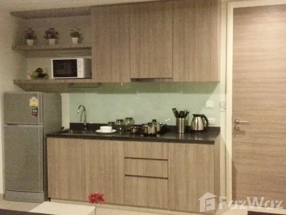 picture 1 Bed room for sale with tenant - 8/17