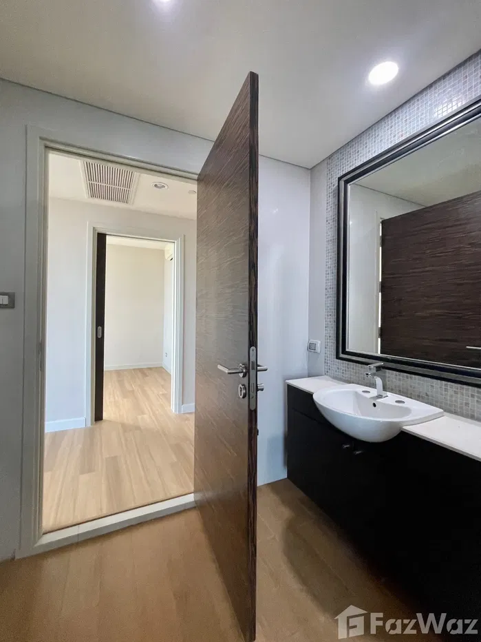 picture Watermark Chaopraya River 4 Bed 5 Bath with Amazing Views - 8/22