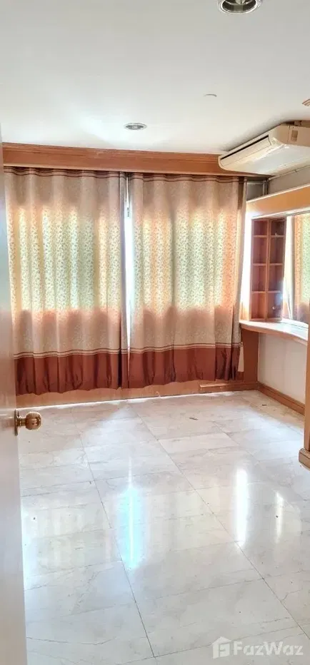 picture 2 Bedroom Condo for sale at Sathorn Gardens - 10/15