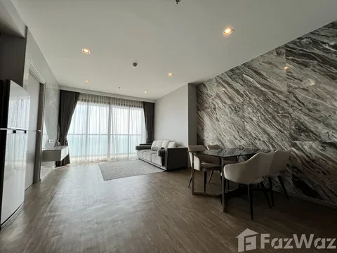 Beautiful High Floor Beachfront Condo 2 Bedrooms 2 Bathrooms Condo for Sale