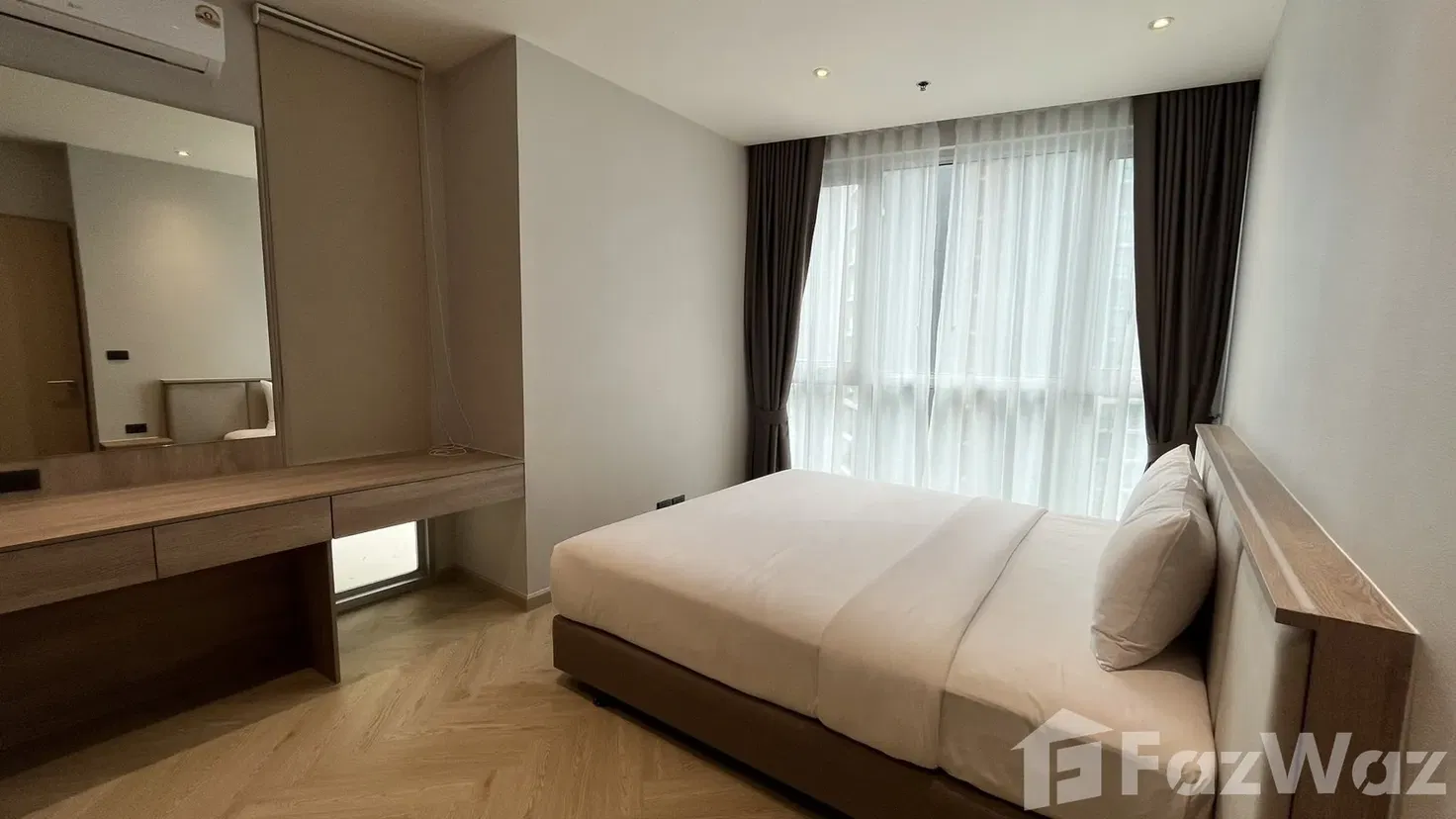 picture Sky Walk Condo | Iconic Phra Khanong | Premium Views - 6/8