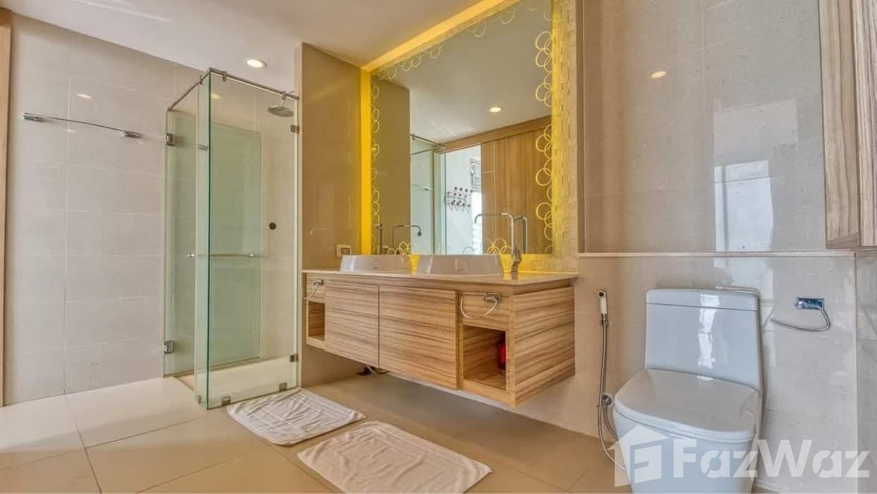 picture 2 Bedroom Condo for sale at The Riviera Wongamat - 5/16