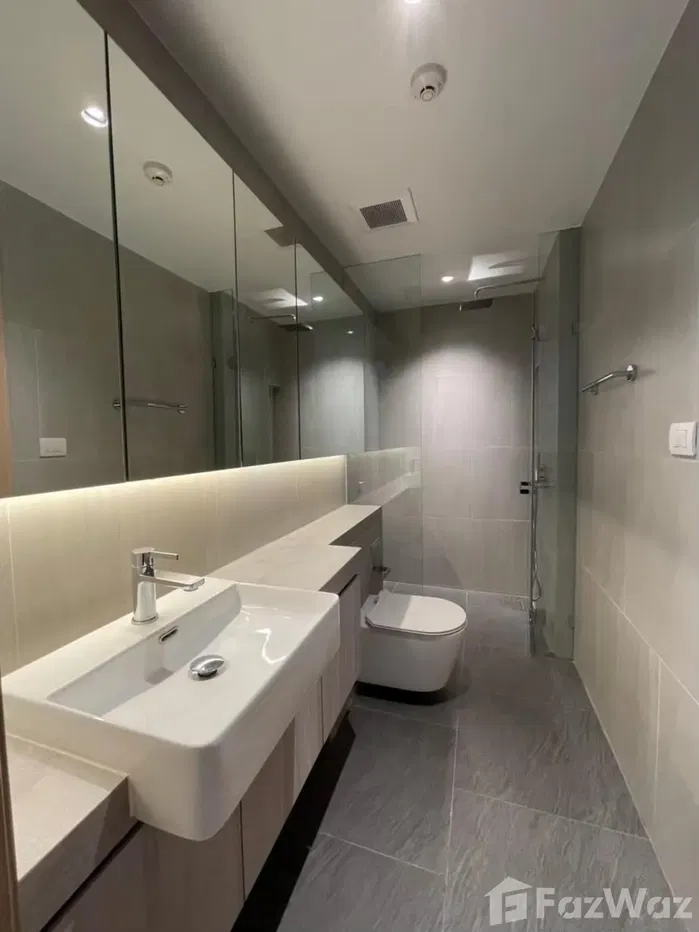 picture Rare Duplex 2 Bedroom - 8/12