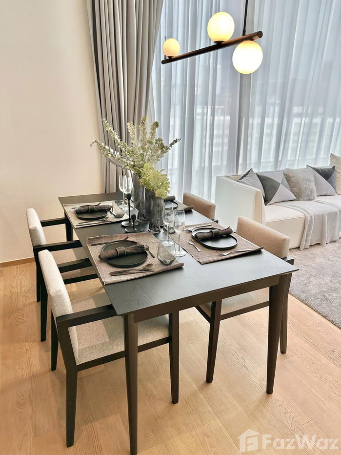 picture 2 Bedroom Condo for sale at 28 Chidlom - 2/18