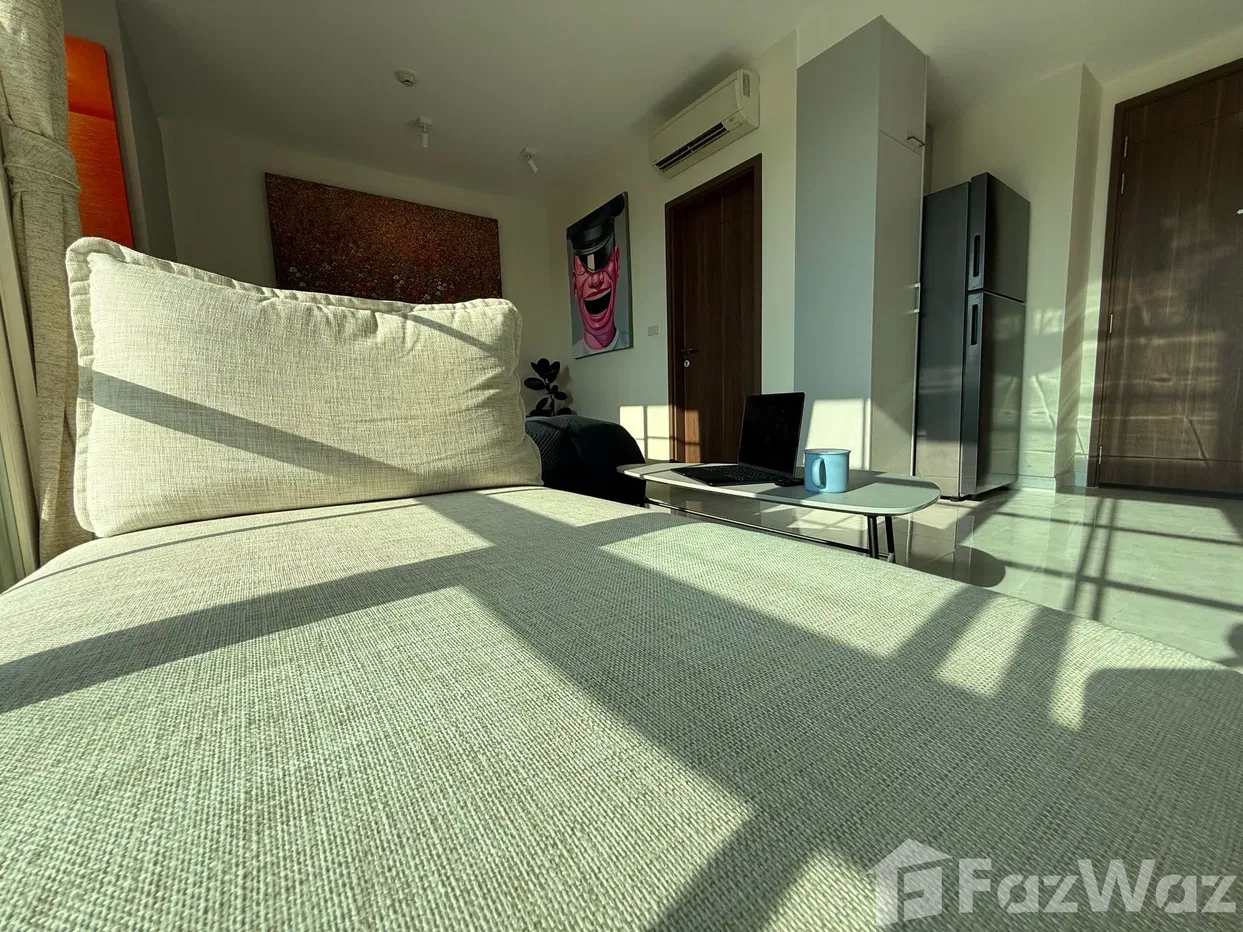 picture Newly Renovated 1 bed condo with Stunning Mountain Views - 25/67