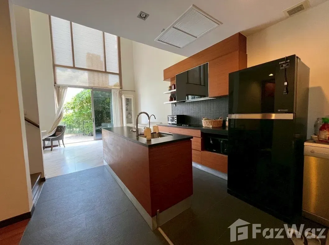 picture 2 Bedroom Condo for sale at Ashton Morph 38 - 7/11