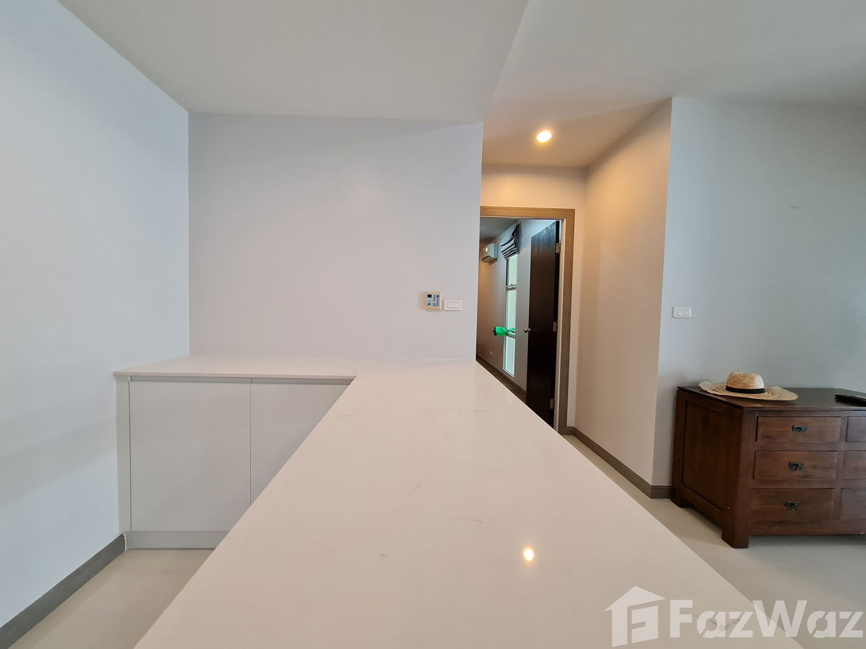 picture 2 Bedroom Condo for sale at The Breeze Hua Hin - 7/11