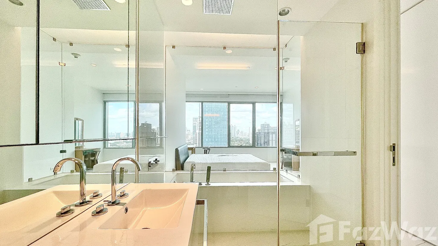 รูป 2BR condo, 111 sq.m., city view, BTS, prime,great investment - รูปที่ 25/48