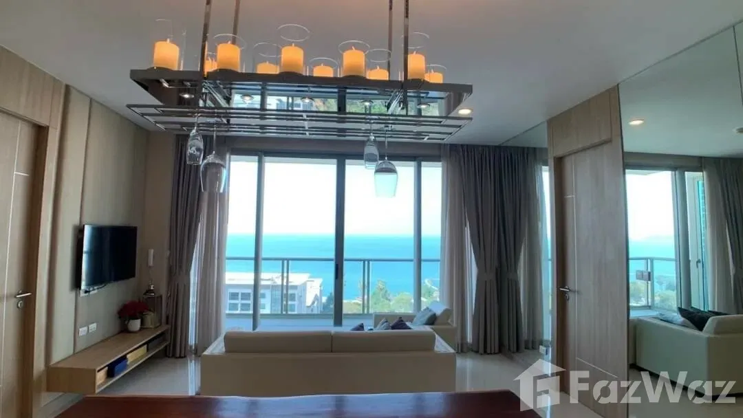 picture 2 Bedroom Condo for sale at The Riviera Wongamat - 2/5
