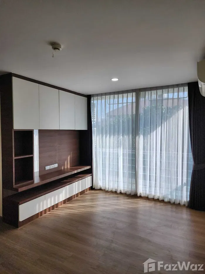 picture 2 Bedroom Condo for sale at Chateau In Town Phaholyothin 14-2 - 4/8