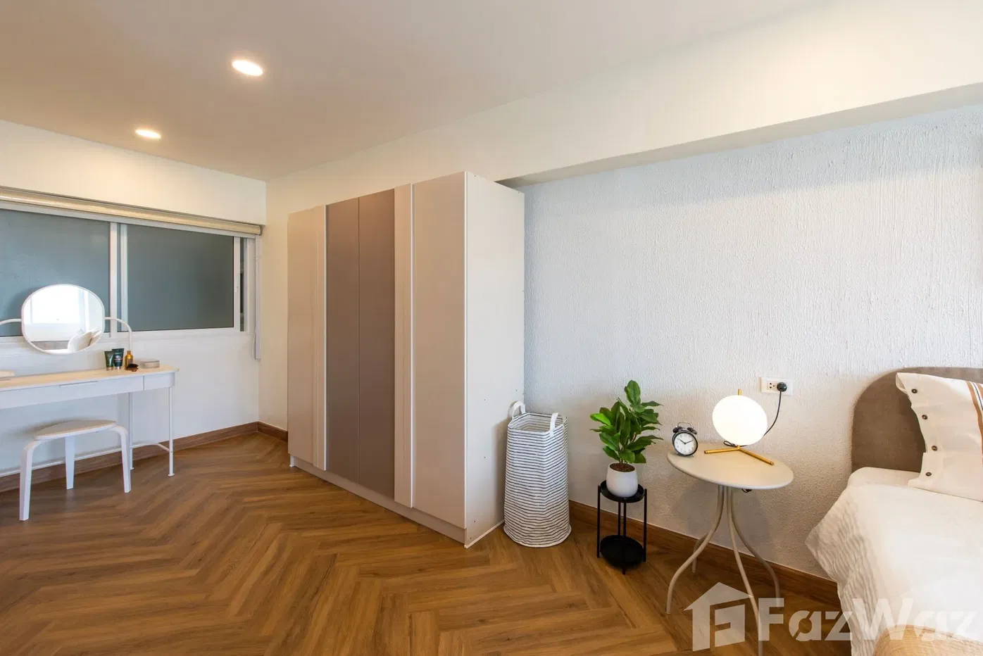 picture Turnkey Condo in Thonglor – Ideal for Living or Investment - 7/12