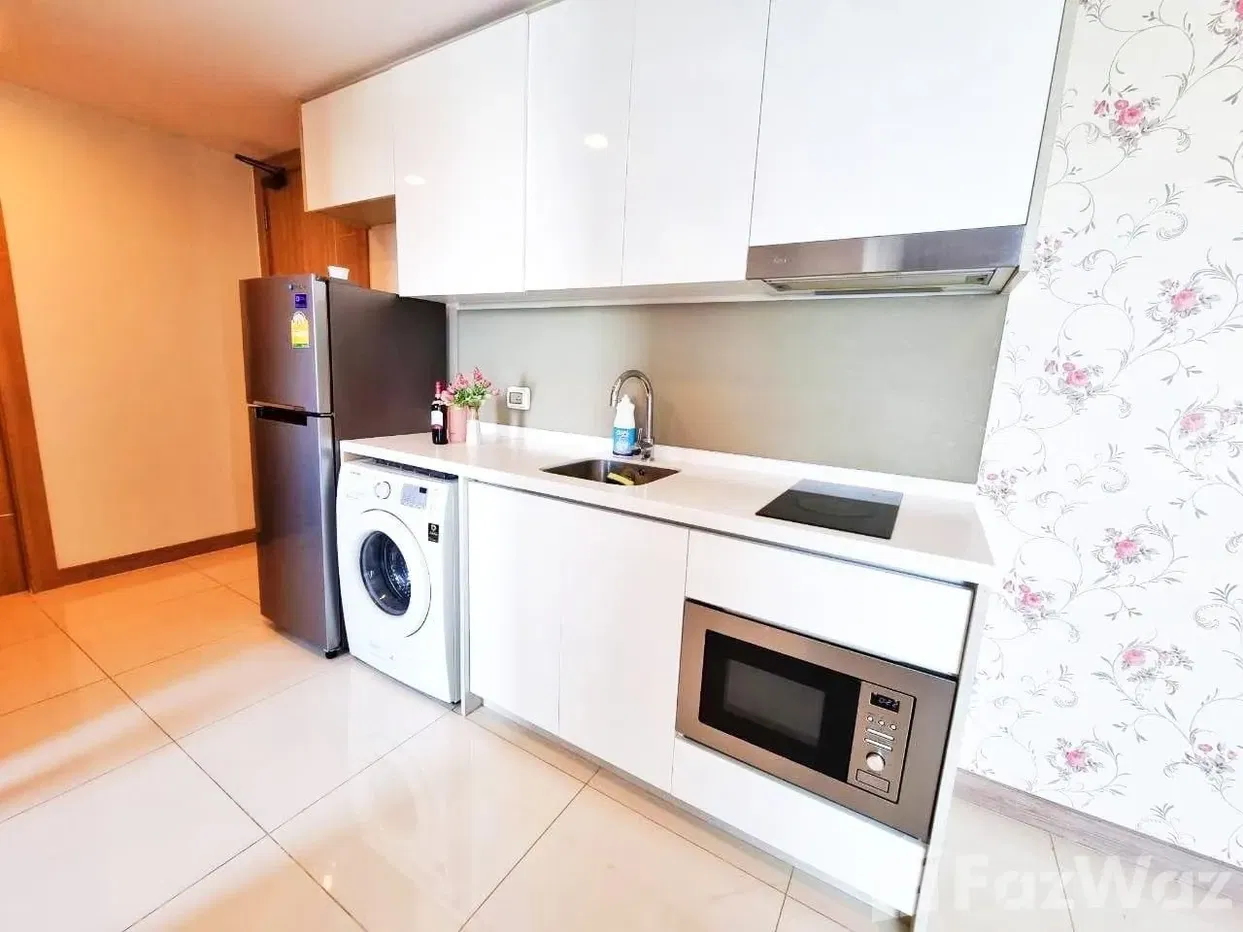 picture 1 Bedroom Condo for sale at The Riviera Wongamat - 5/6