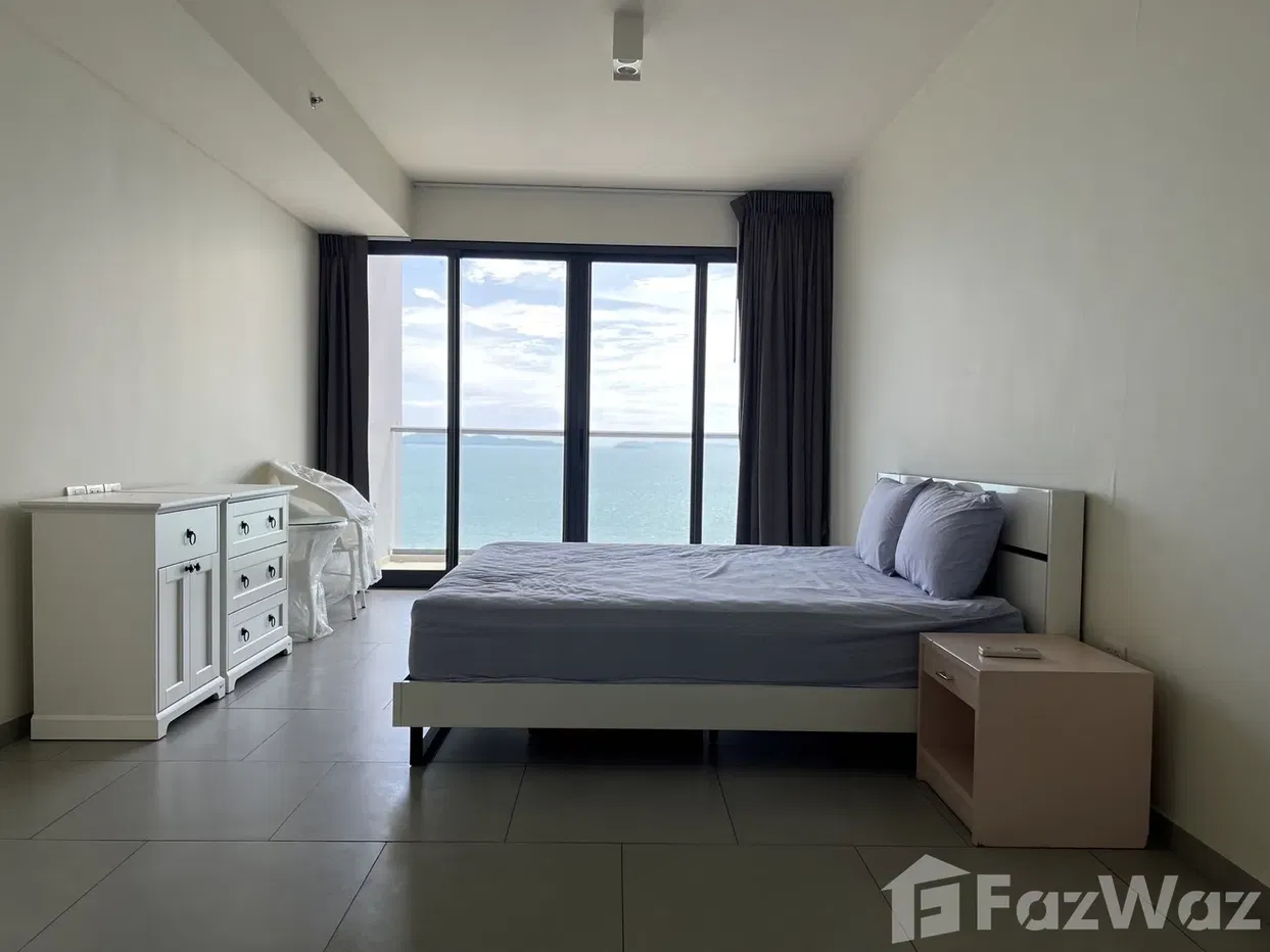 picture Zire Wongamat beachfront condo beautiful sea view 1 Bedroom - 4/16