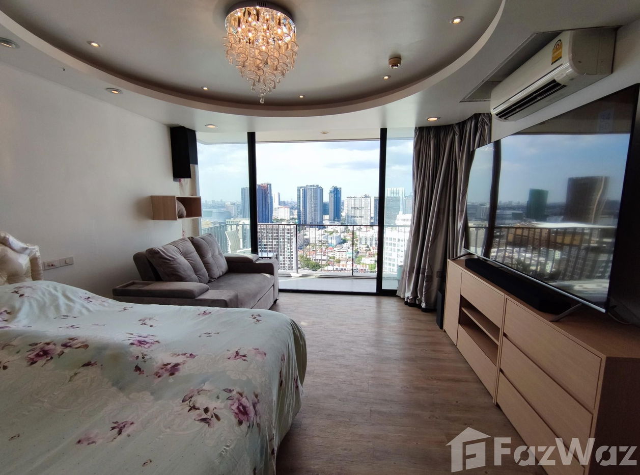 รูป ขายคอนโด The Issara Ladprao ห้องมุม ชั้น 33 เห็นวิว 2 ด้าน - รูปที่ 1/11