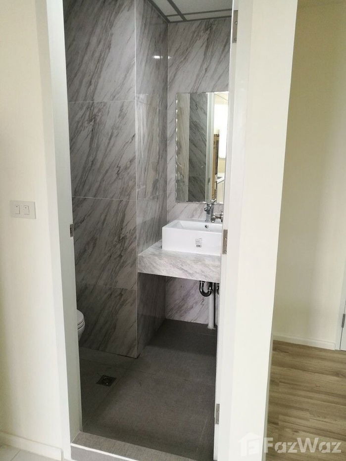 picture 2 Bedroom Condo for sale at Tai Ping Towers - 4/5