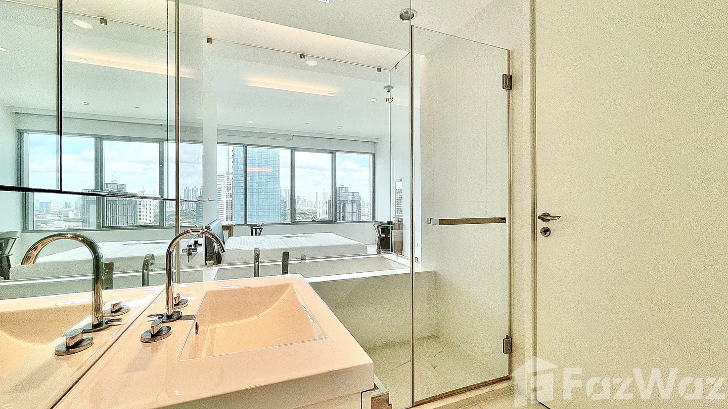 รูป 2BR condo, 111 sq.m., city view, BTS, prime,great investment - รูปที่ 30/48
