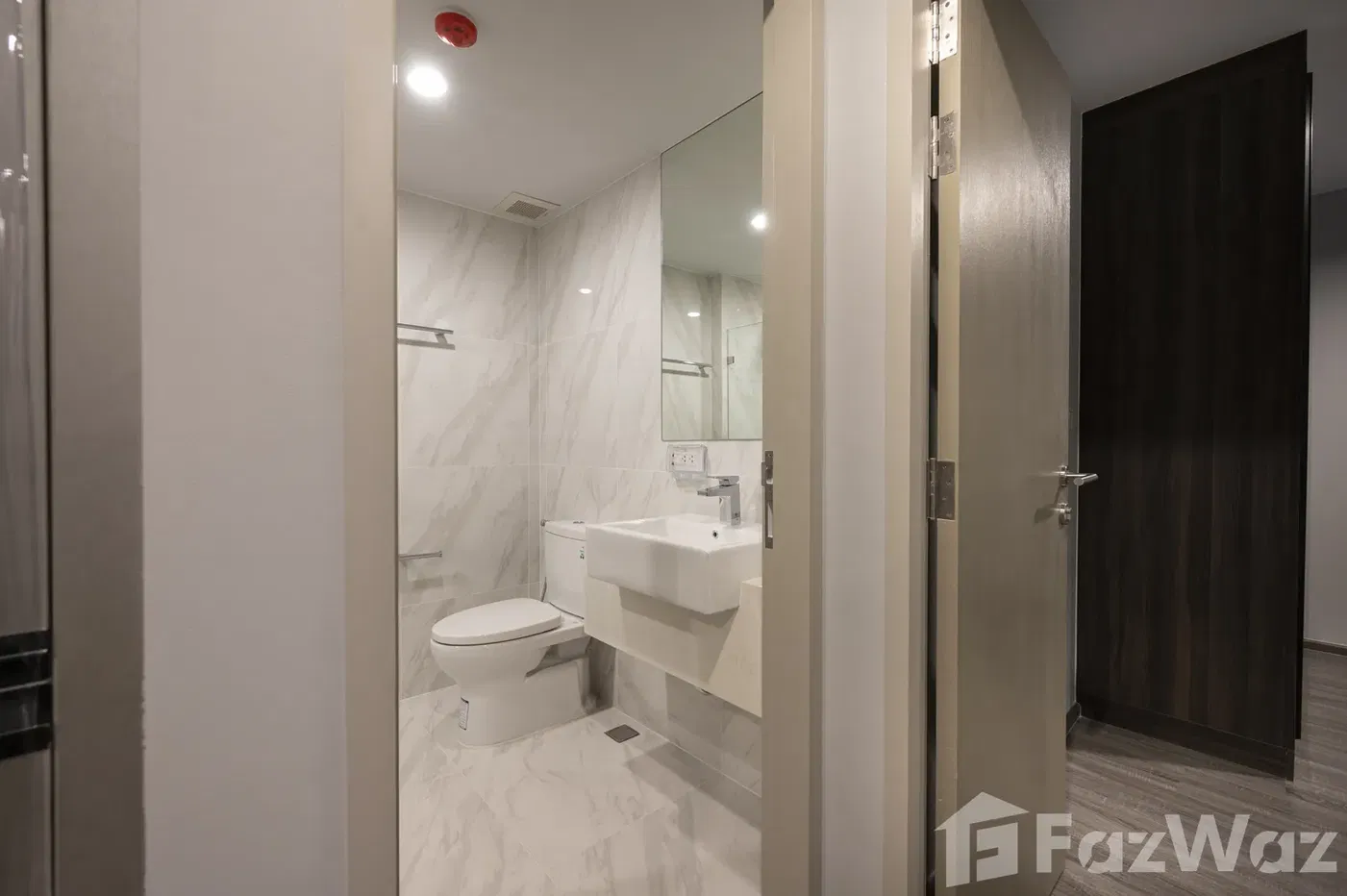 picture 2 Bedroom Condo for sale at Ideo Mobi Sukhumvit 40 - 14/17