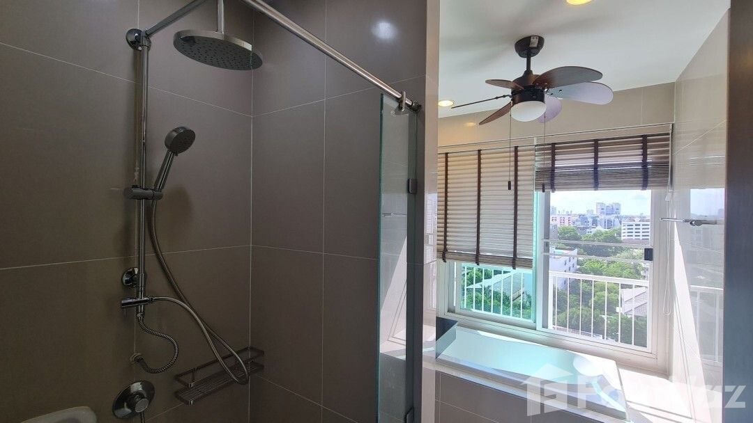 picture Two Bedroom For Sale In Thonglor - 9/10