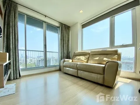 Corner 1BR condo, 45 sqm, 200m to BTS On Nut, city view