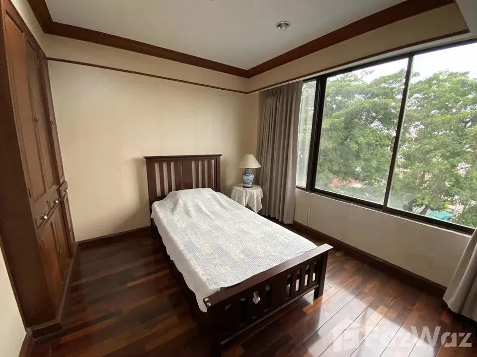 picture .Rent this Complexly Splendid 95 SqM 2-Bdrm Condo in Wat Sam Phraya! - 4/11