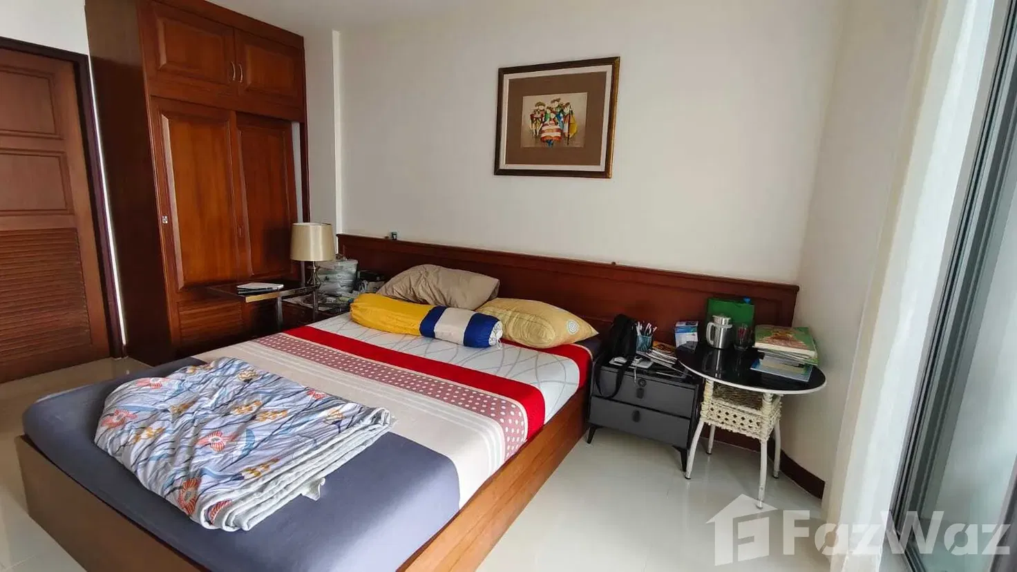 picture Prime Renovation Opportunity at Park Beach Condo - 6/6