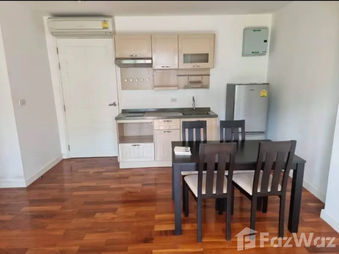 picture 2 Bedroom Condo for sale at Baan Dao Tem Fah - 1/8