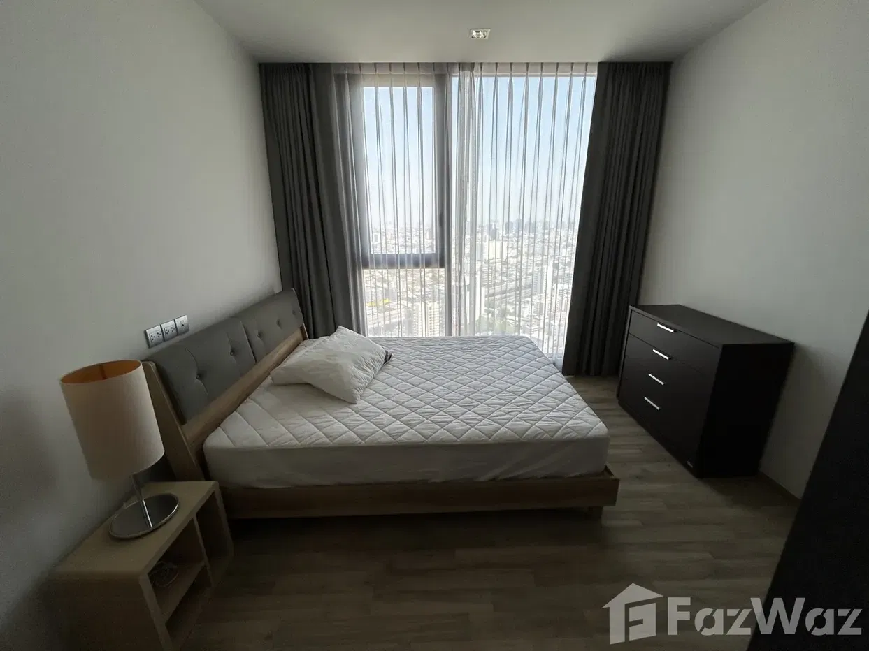 picture Great Unit with unblocked view - 1 Bedroom on 42 floor - 3/6