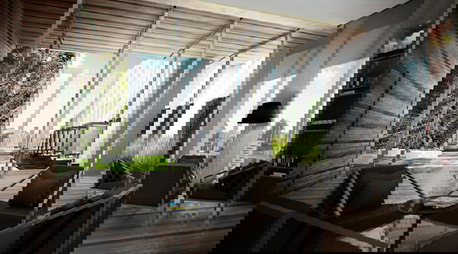 รูป Up Ekamai - รูปที่ 1/18