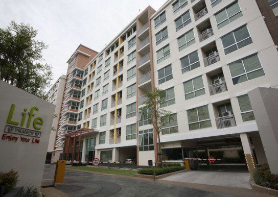 รูป Life @ Phahon 18 - รูปที่ 1/12