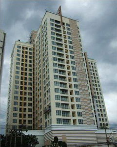 ไลฟ์ แอท รัชดา-สุทธิสาร