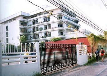 โอปอลีน ชาเลต์