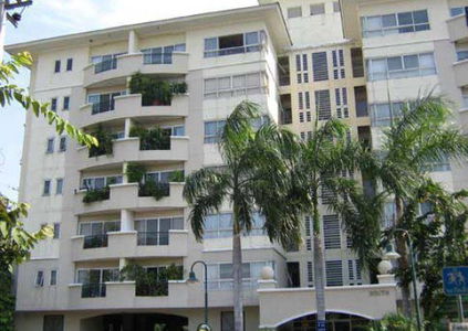 ไนท์บาซาร์ คอนโดเทล