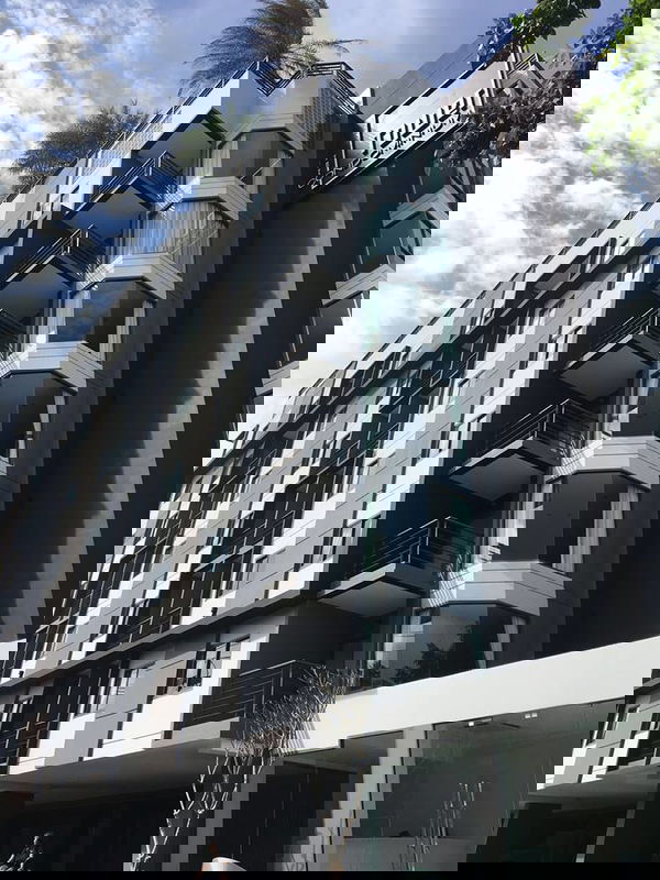 Project The Tower Condominium Picture - 1/1