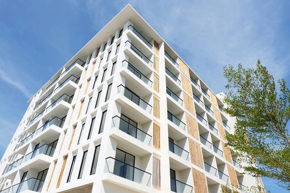 Project Light stage condo Picture - 2/3