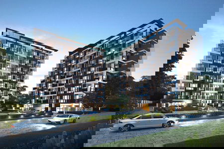 เดอะ เอส บล็อค คอนโดมิเนียม