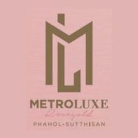Metro Luxe Rose Gold Phahol - Sutthisan 