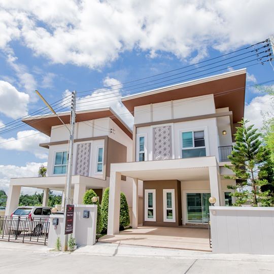 รูปภาพบ้านแฝดสไตล์บ้านเดี่ยว