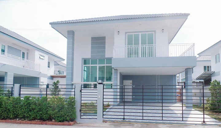รูปภาพบ้านเดี่ยว 2 ชั้น เล่นระดับ